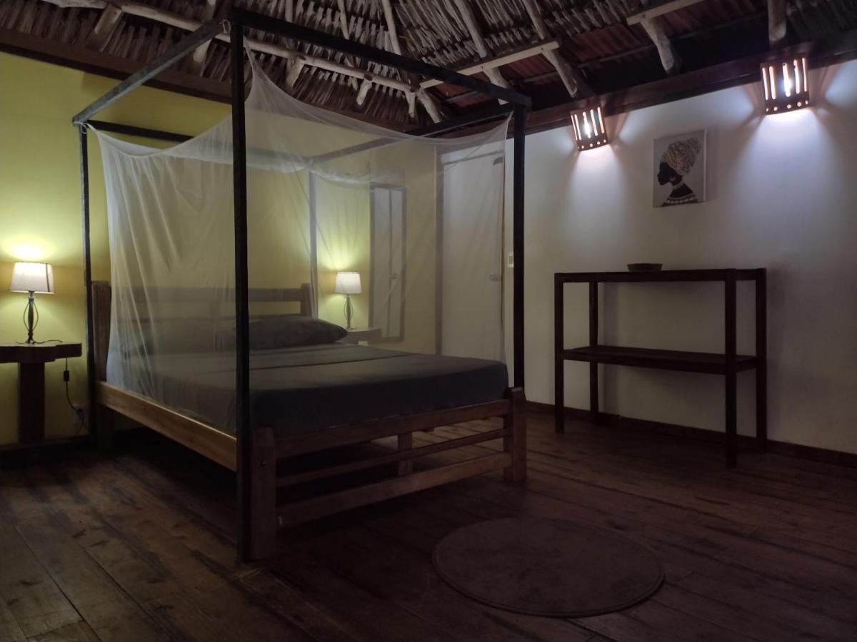 Sexto Sentido Cabanas & Pan Frances 帕洛米诺 外观 照片