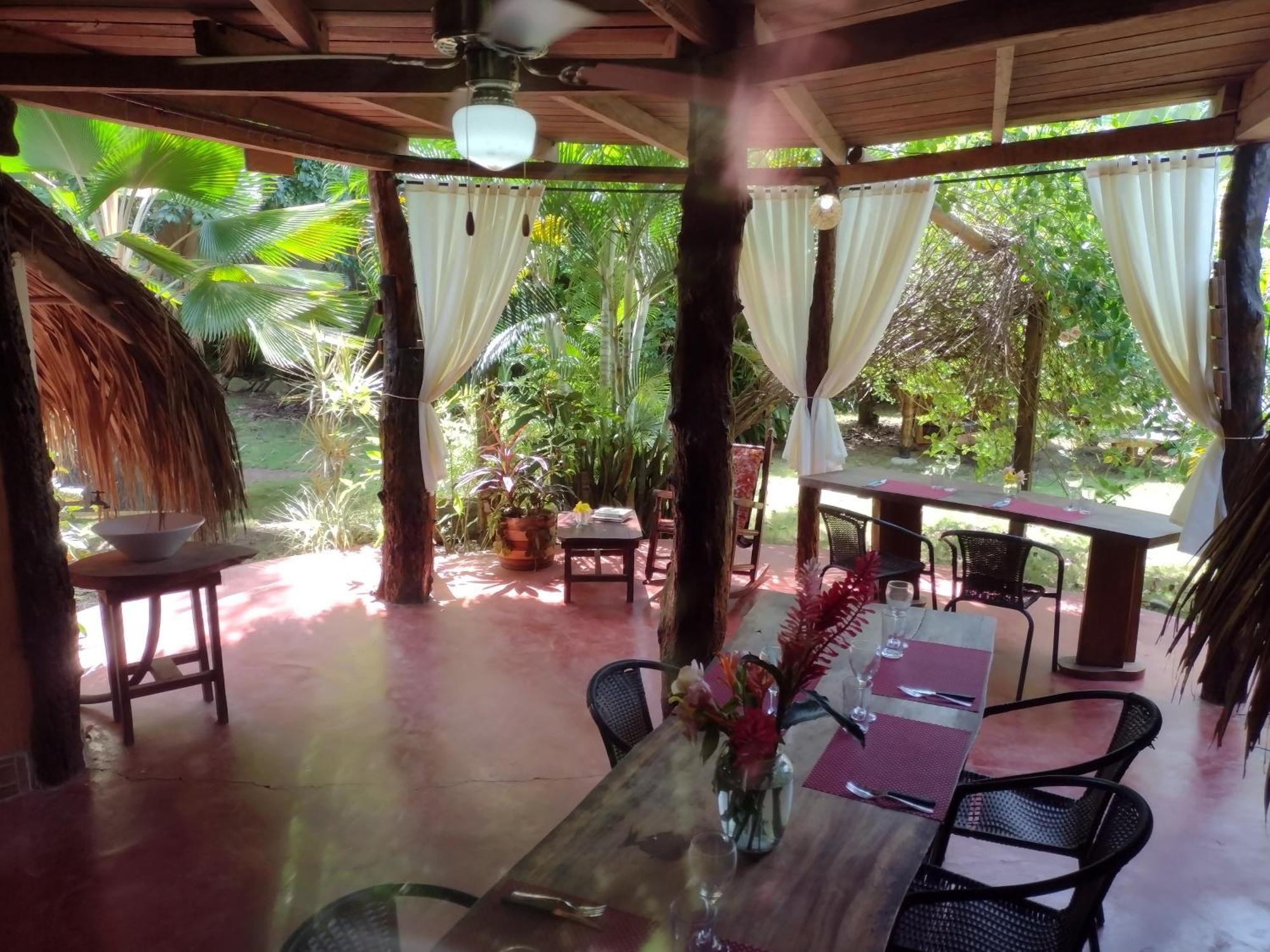 Sexto Sentido Cabanas & Pan Frances 帕洛米诺 外观 照片